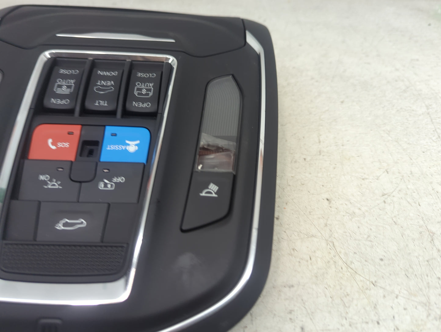 Jeep Wagoneer Overhead Console W/rear Climate Control Black - Oemusedautoparts1.com