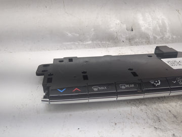 2024 Jeep Wagoneer Climate Control Module Temperature AC/Heater Replacement P/N:P68423823AH TKDKA264300022 Fits Fits 2022 OEM Used Auto Parts