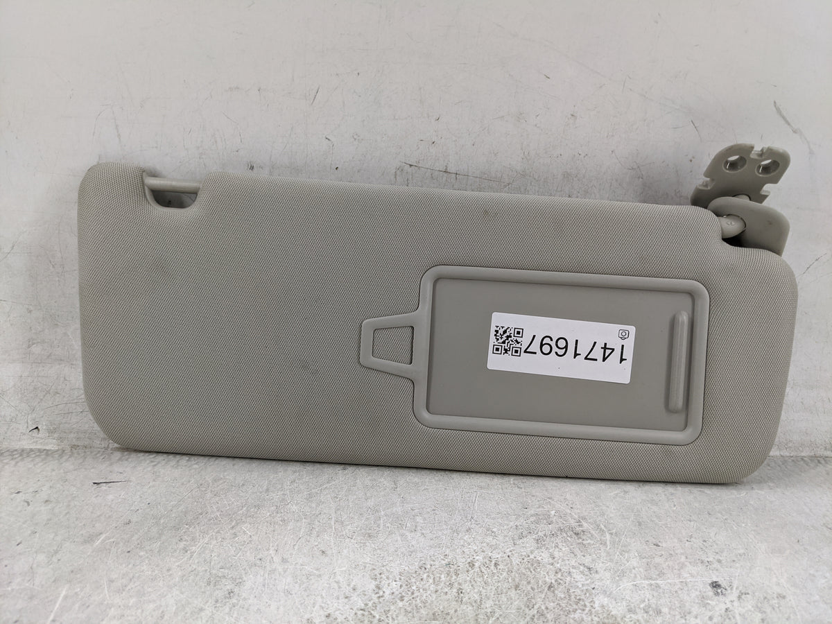 2024 Kia Carnival Sun Visor Shade Replacement Passenger Right Mirror Fits OEM Used Auto Parts - Oemusedautoparts1.com