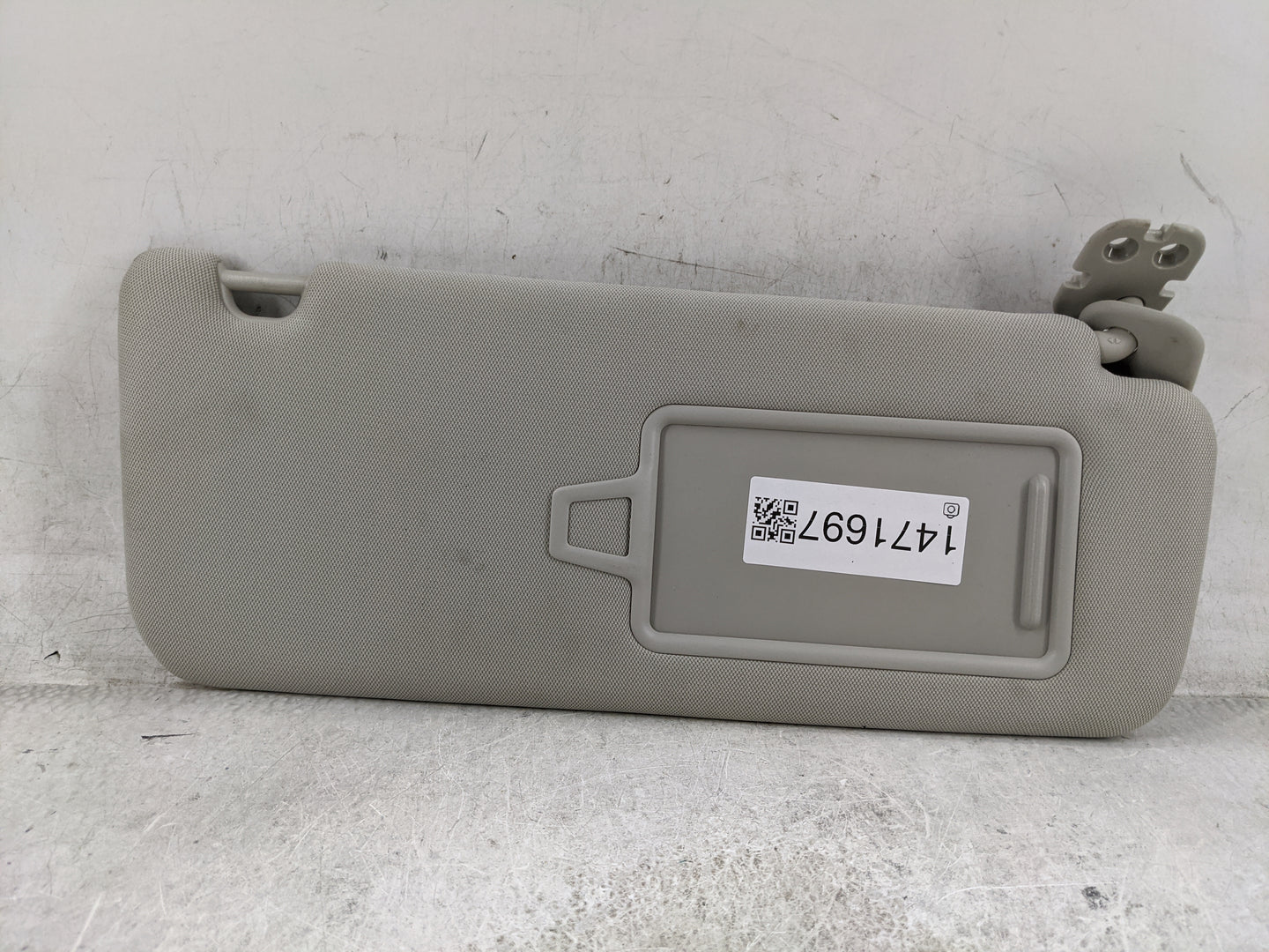 2024 Kia Carnival Sun Visor Shade Replacement Passenger Right Mirror Fits OEM Used Auto Parts - Oemusedautoparts1.com