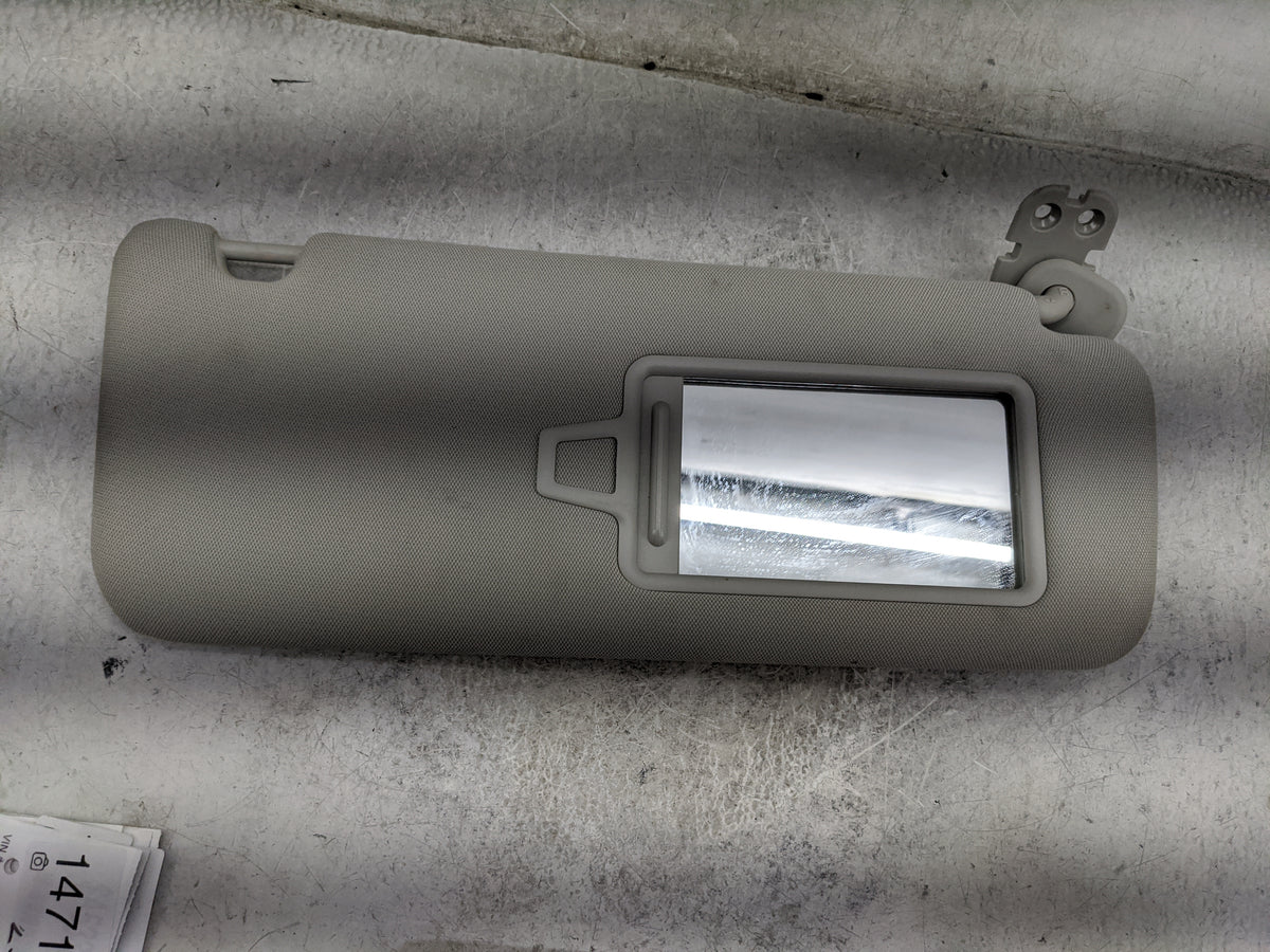 2024 Kia Carnival Sun Visor Shade Replacement Passenger Right Mirror Fits OEM Used Auto Parts - Oemusedautoparts1.com