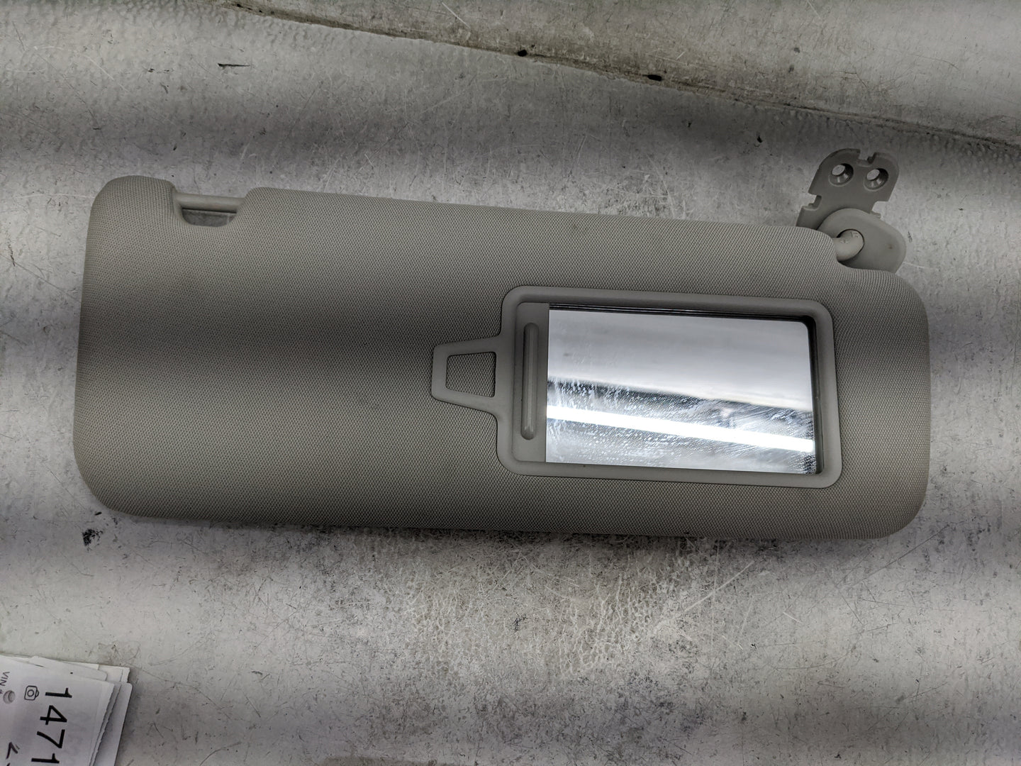 2024 Kia Carnival Sun Visor Shade Replacement Passenger Right Mirror Fits OEM Used Auto Parts - Oemusedautoparts1.com
