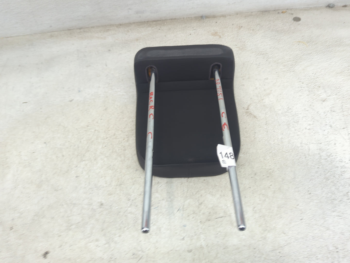 2024 Kia Carnival Headrest Head Rest Rear Center Seat Fits OEM Used Auto Parts - Oemusedautoparts1.com