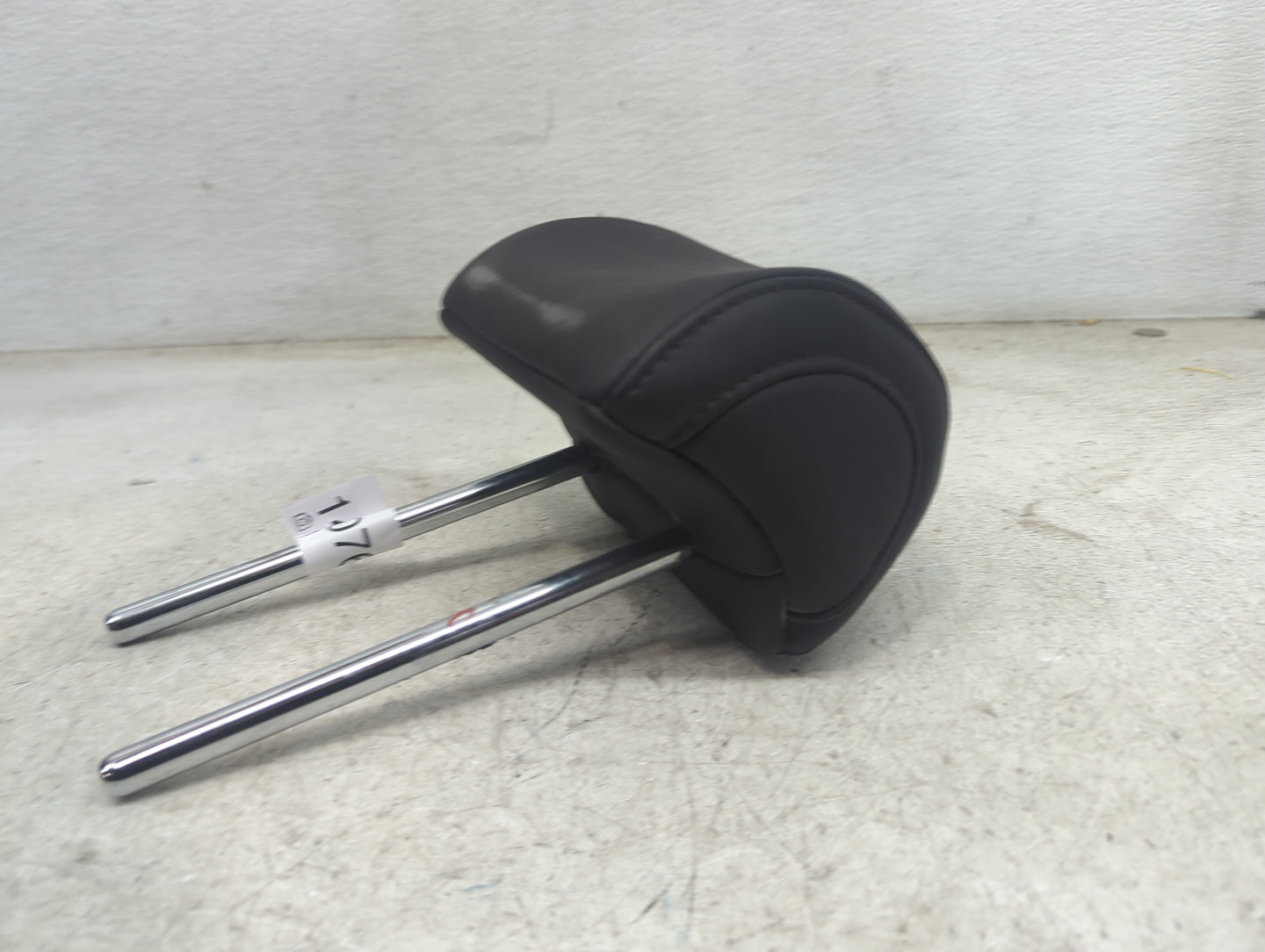 2024 Kia Carnival Headrest Head Rest Front Driver Passenger Seat Fits OEM Used Auto Parts - Oemusedautoparts1.com