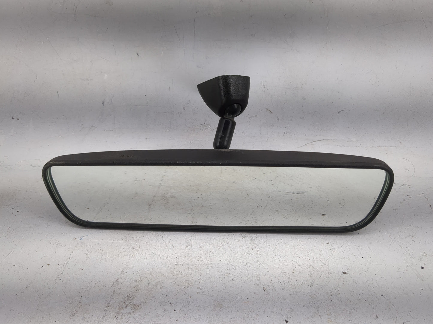 2024 Kia Carnival Interior Rear View Mirror Replacement OEM P/N:E13 049896 Fits OEM Used Auto Parts - Oemusedautoparts1.com