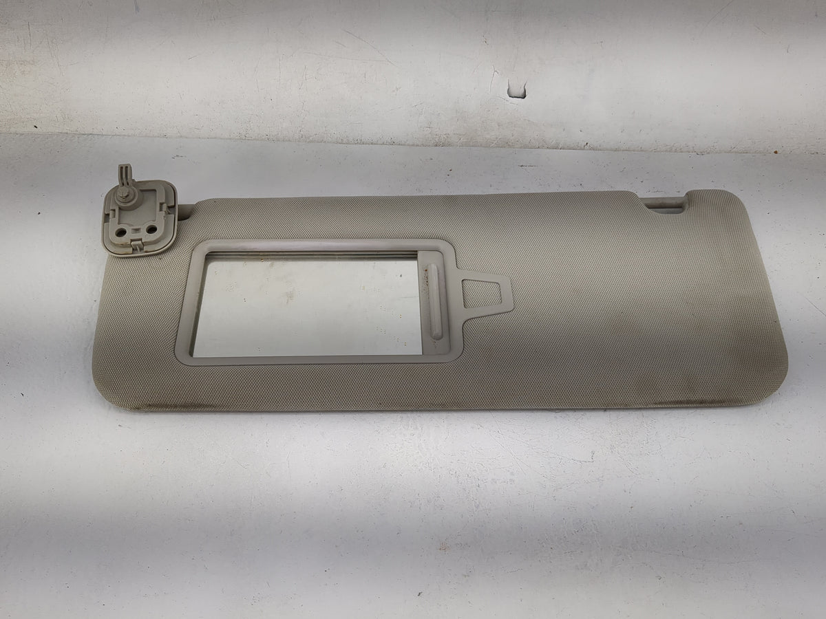 2024 Kia Carnival Sun Visor Shade Replacement Driver Left Mirror Fits OEM Used Auto Parts - Oemusedautoparts1.com