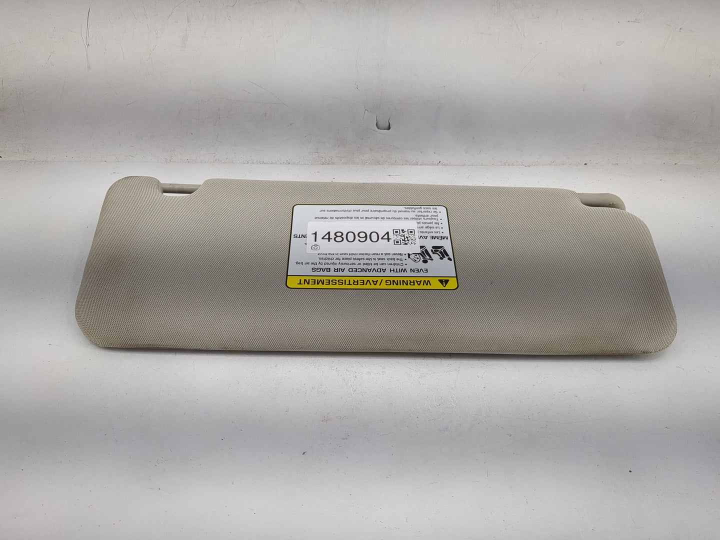 2024 Kia Carnival Sun Visor Shade Replacement Driver Left Mirror Fits OEM Used Auto Parts - Oemusedautoparts1.com