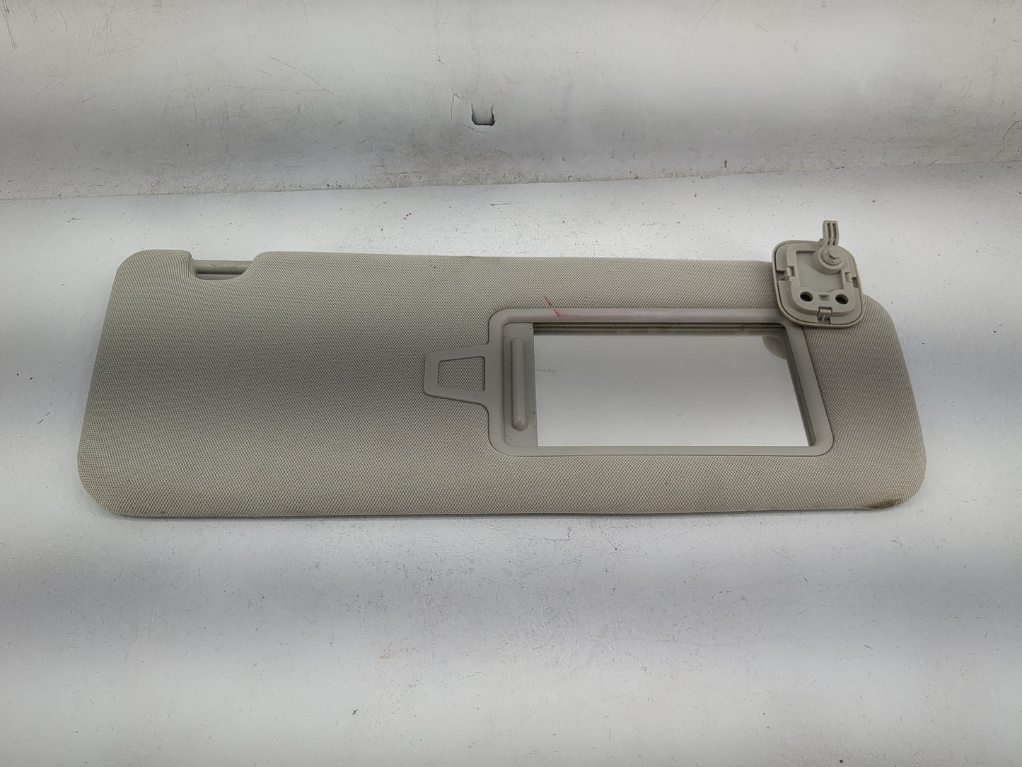 2024 Kia Carnival Sun Visor Shade Replacement Passenger Right Mirror Fits OEM Used Auto Parts - Oemusedautoparts1.com