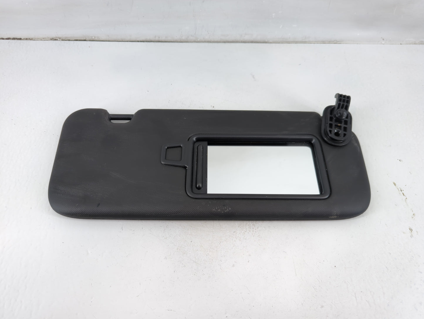 2022 Kia Forte Sun Visor Shade Replacement Passenger Right Mirror Fits OEM Used Auto Parts - Oemusedautoparts1.com