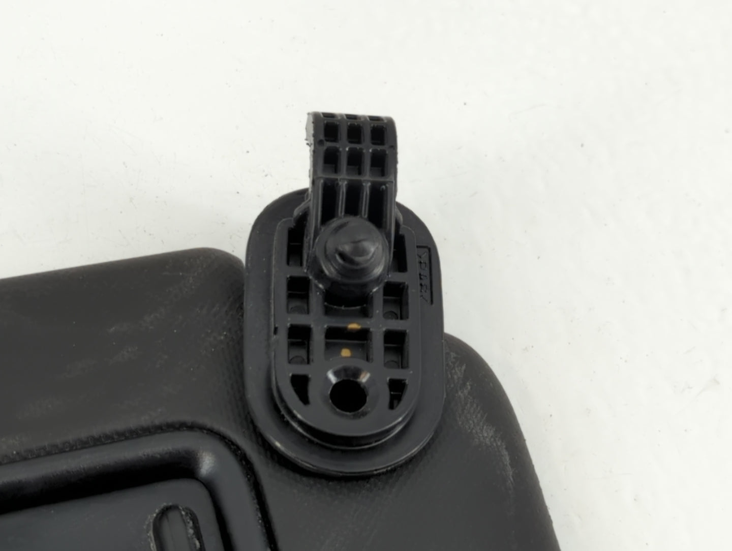 2022 Kia Forte Sun Visor Shade Replacement Passenger Right Mirror Fits OEM Used Auto Parts - Oemusedautoparts1.com