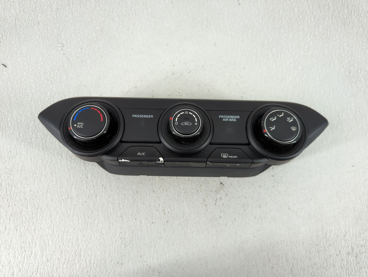 2022 Kia Forte Climate Control Module Temperature AC/Heater Replacement P/N:97250-M6XXX Fits OEM Used Auto Parts - Oemusedau