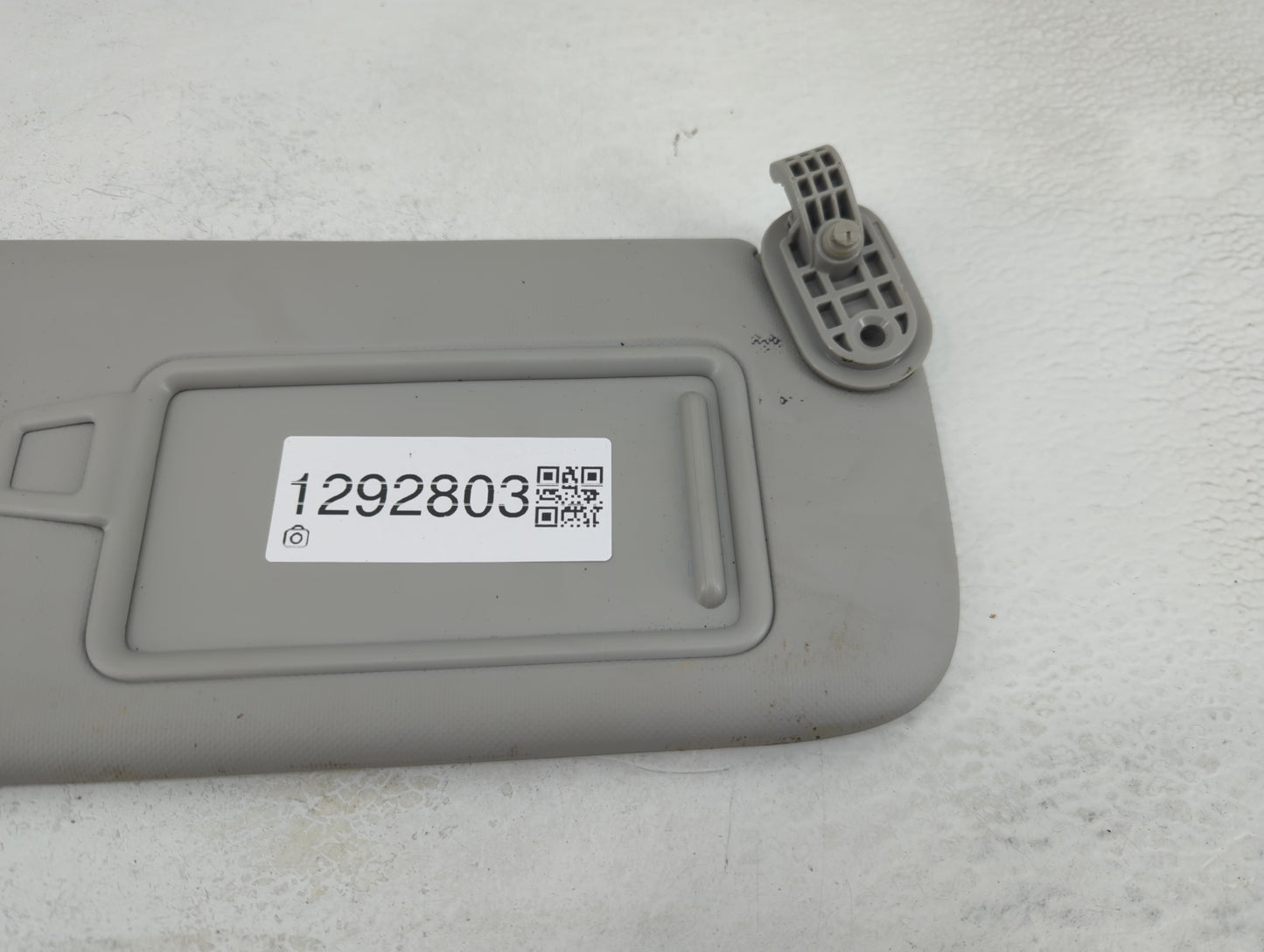 2022 Kia Forte Sun Visor Shade Replacement Passenger Right Mirror Fits OEM Used Auto Parts - Oemusedautoparts1.com