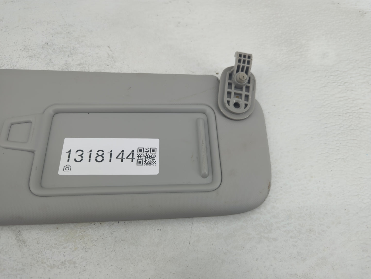 2022 Kia Forte Sun Visor Shade Replacement Passenger Right Mirror Fits OEM Used Auto Parts - Oemusedautoparts1.com