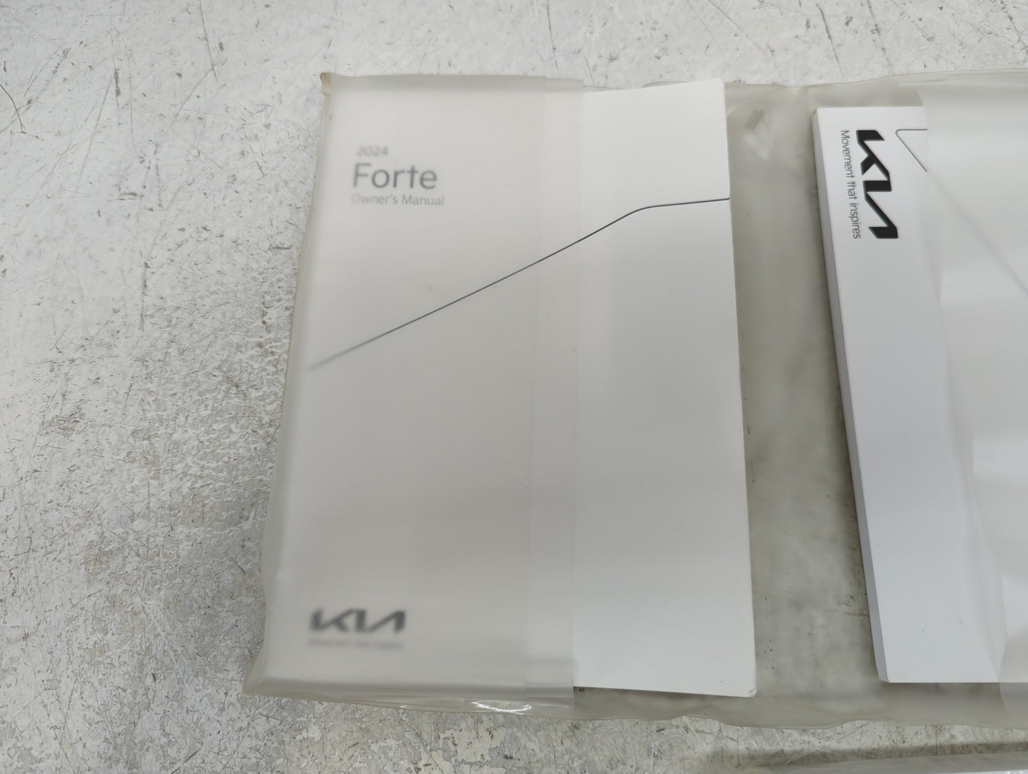 2024 Kia Forte Owners Manual Book Guide P/N:W560EK-38A OEM Used Auto Parts - Oemusedautoparts1.com