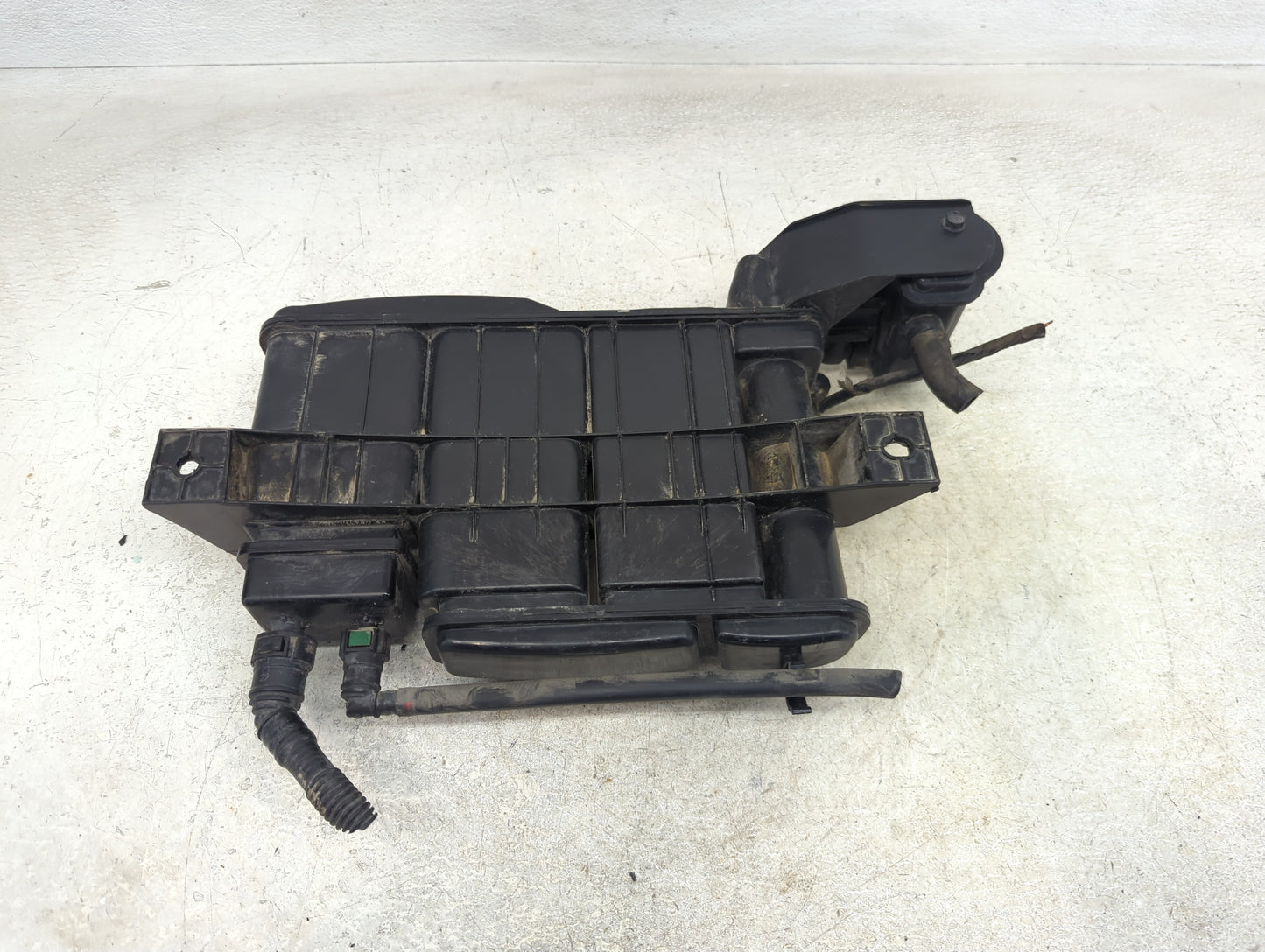 2024 Kia Forte Fuel Vapor Charcoal Canister 1389803 - Oemusedautoparts1.com