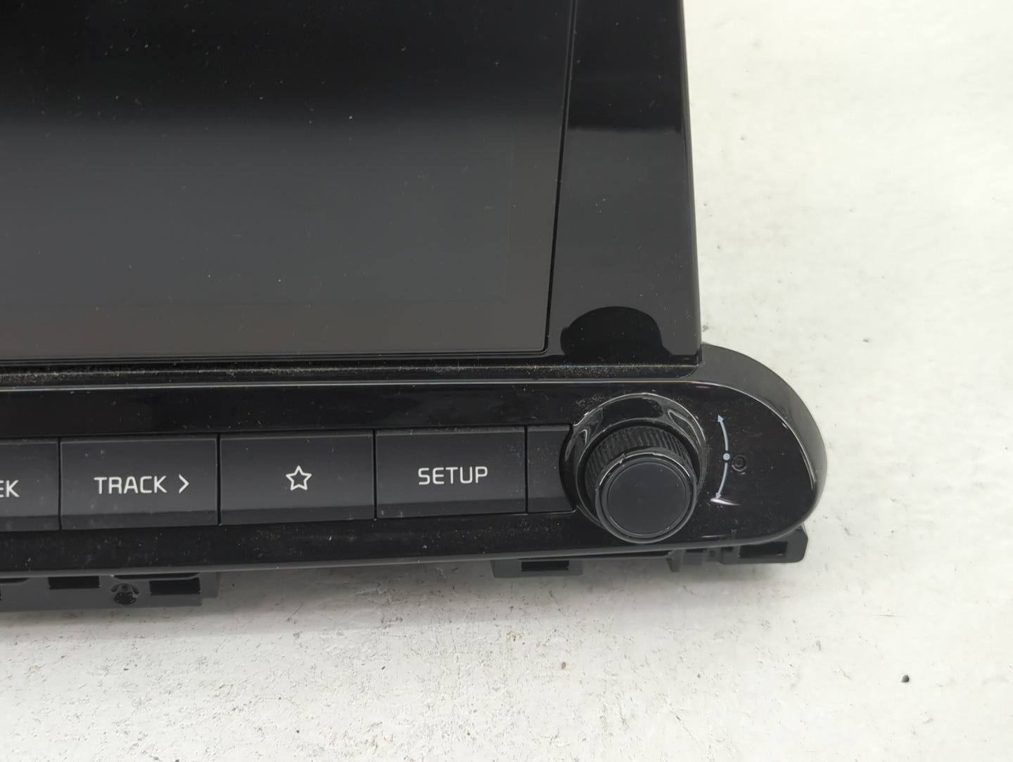 2022 Kia Forte Radio AM FM Cd Player Receiver Replacement P/N:96160M7230WK Fits OEM Used Auto Parts - Oemusedautoparts1.com
