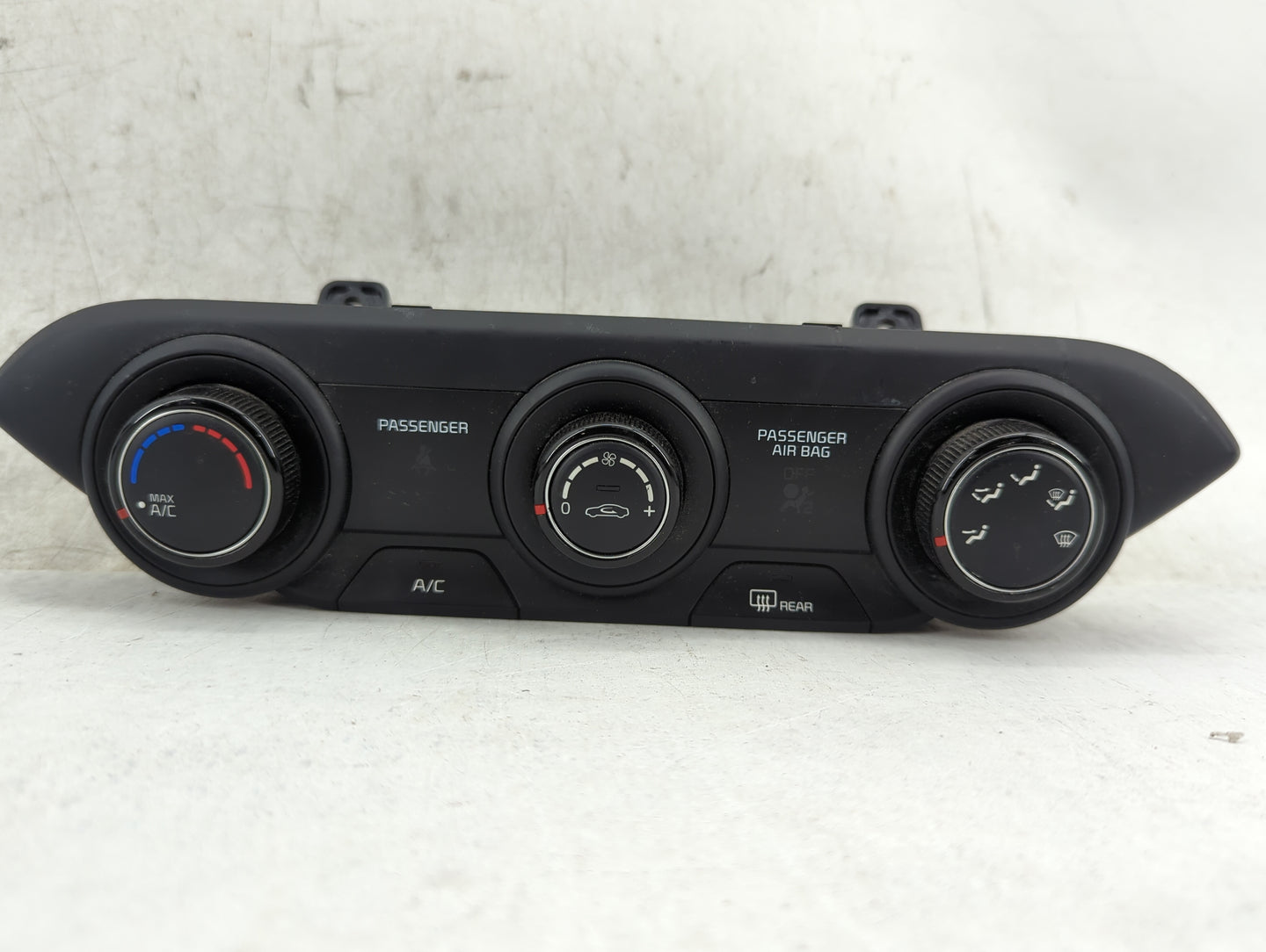 2022 Kia Forte Climate Control Module Temperature AC/Heater Replacement P/N:97250-M6AM0WK 97250-M6EM0WK Fits OEM Used Auto P