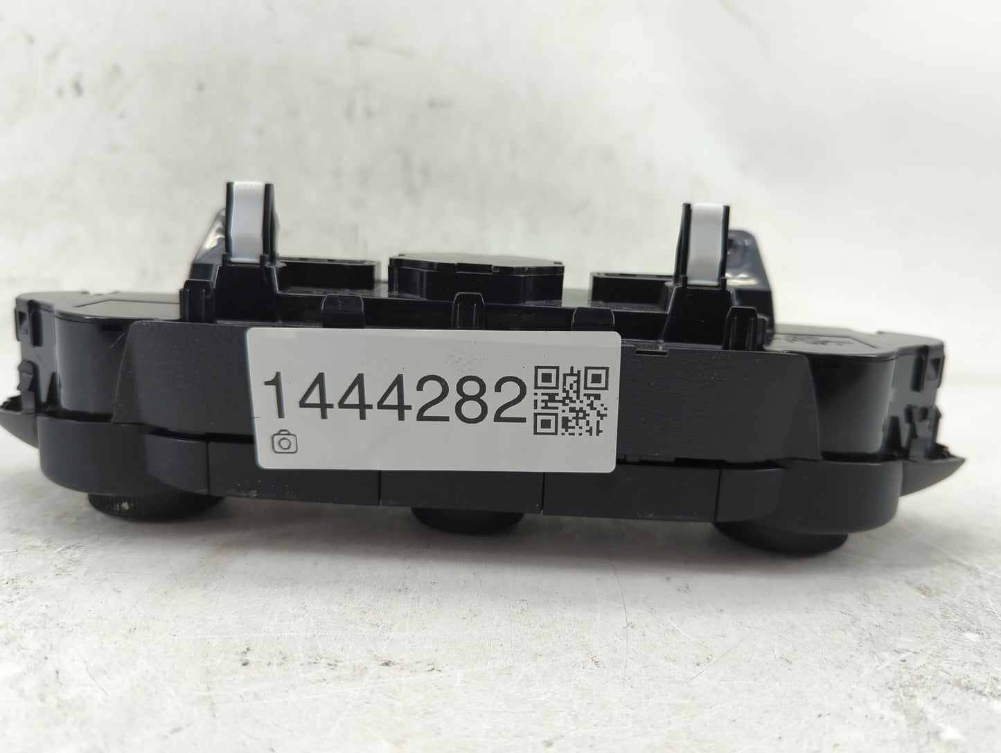 2022 Kia Forte Climate Control Module Temperature AC/Heater Replacement P/N:97250-M6AM0WK 97250-M6EM0WK Fits OEM Used Auto P