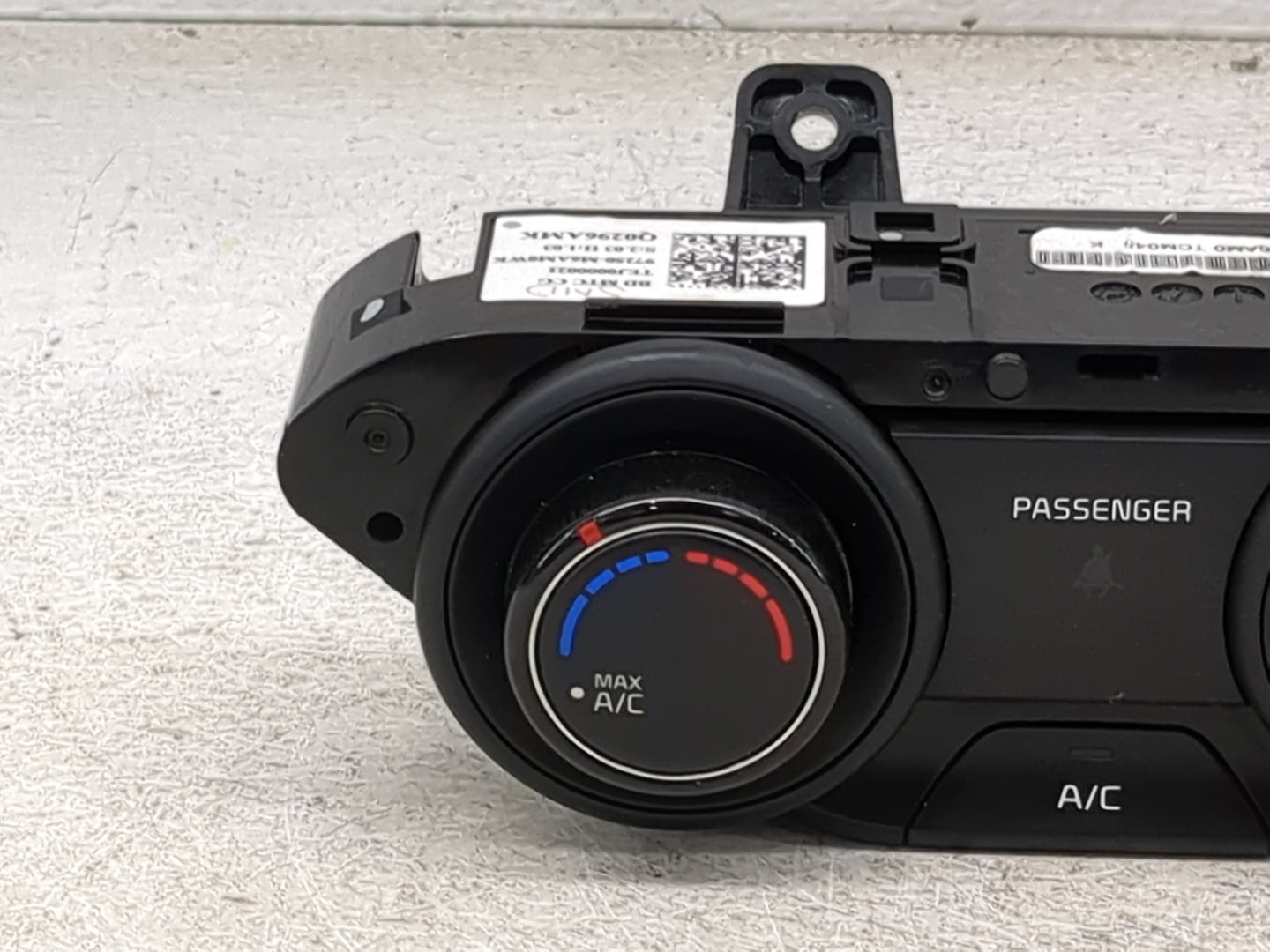 2022 Kia Forte Climate Control Module Temperature AC/Heater Replacement P/N:97250-M6AM0WK Fits OEM Used Auto Parts - Oemused