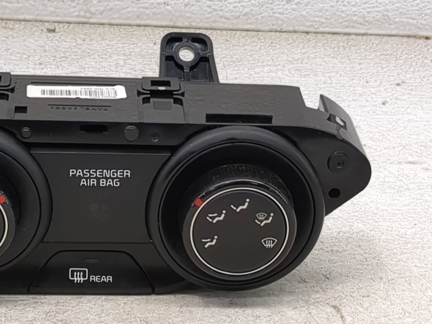2022 Kia Forte Climate Control Module Temperature AC/Heater Replacement P/N:97250-M6AM0WK Fits OEM Used Auto Parts - Oemused