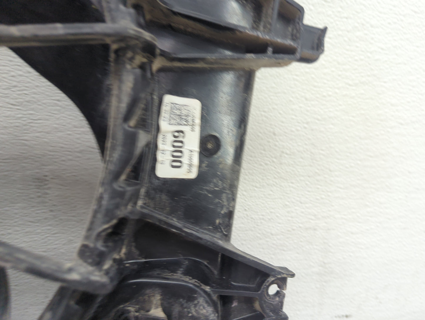 2019-2022 Kia Forte Electric Radiator Cooling Fan Motor Assembly P/N:25380-M6600 1486177 Fits Fits 2019 2020 2021 2022 OEM U