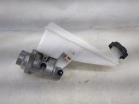 2019-2022 Kia Forte Brake Master Cylinder 1491975 - Oemusedautoparts1.com