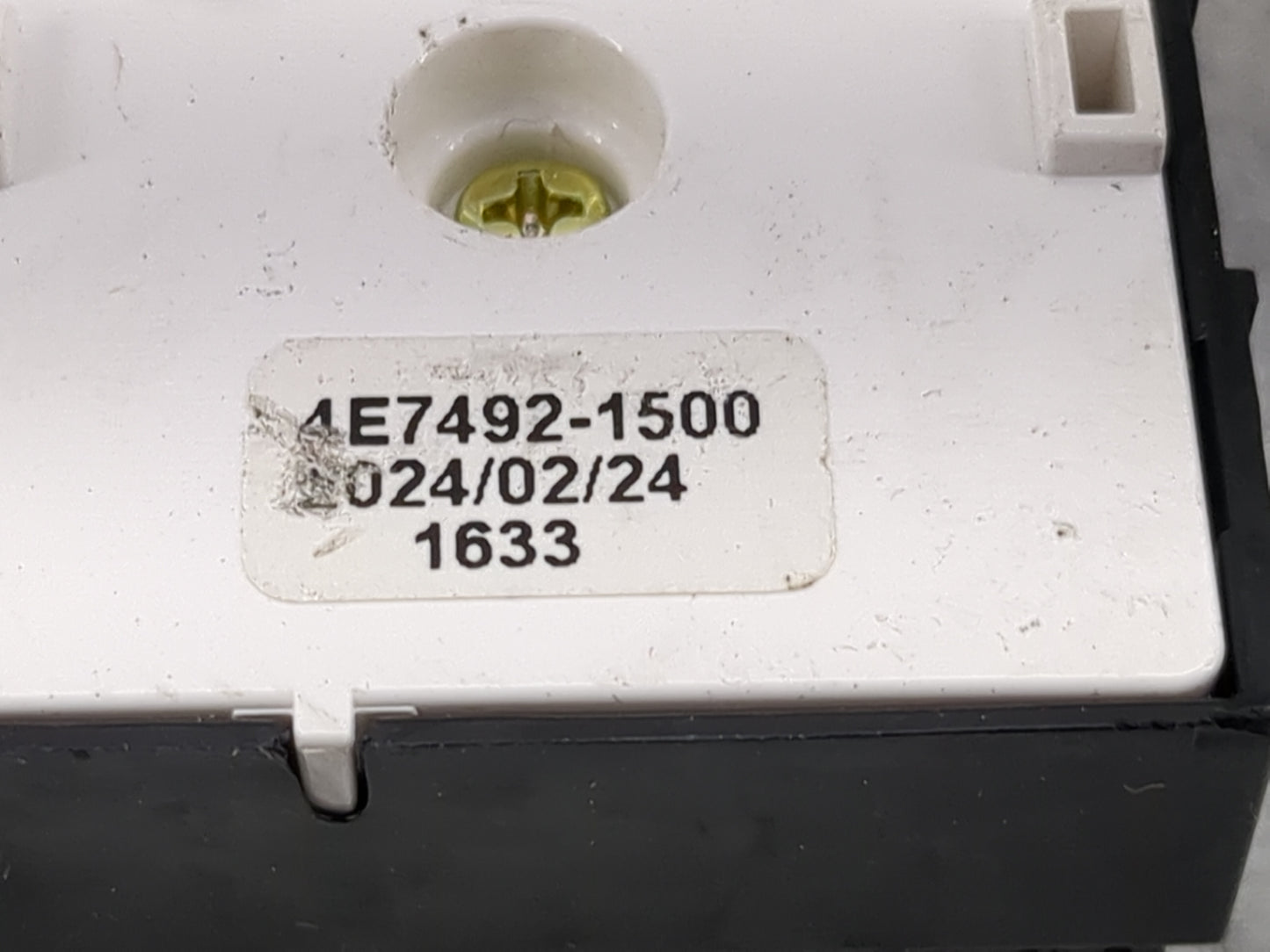 2024 Kia Forte Master Power Window Switch Replacement Driver Side Left P/N:4E7492-1500 Fits OEM Used Auto Parts - Oemusedaut