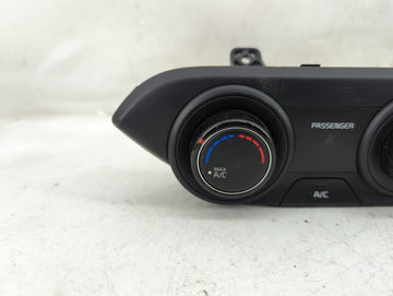2022 Kia Forte Climate Control Module Temperature AC/Heater Replacement P/N:97250-M6XXX Fits OEM Used Auto Parts