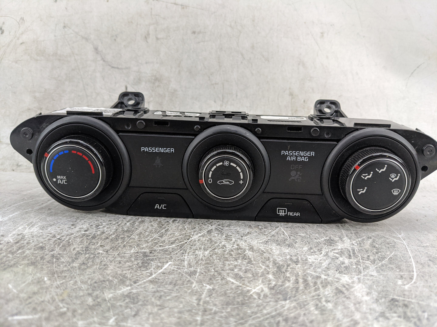 2022 Kia Forte Climate Control Module Temperature AC/Heater Replacement P/N:97250-M6AM0WK 97250-M6XXX Fits OEM Used Auto Par