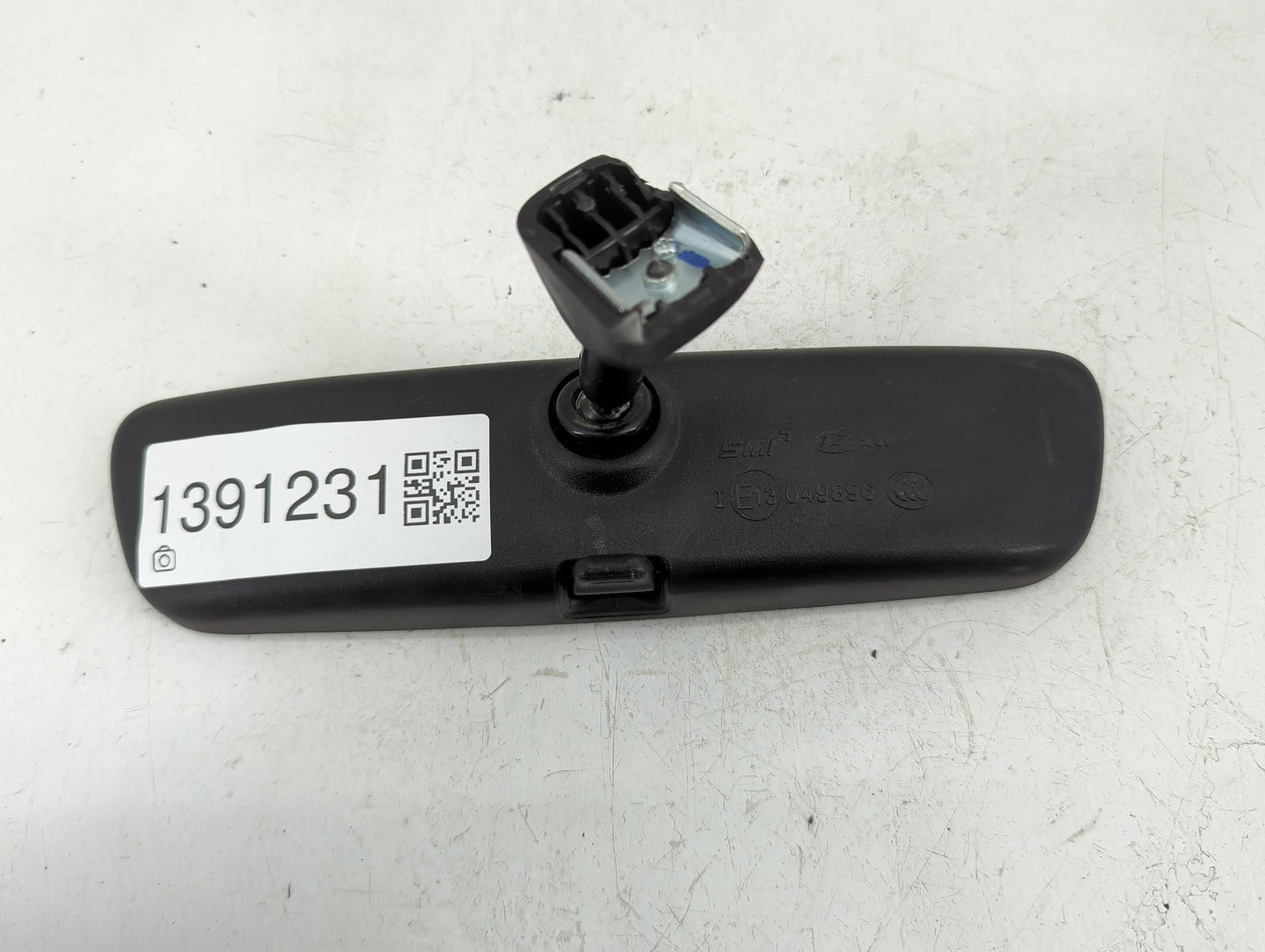 2024 Kia Niro Ev Interior Rear View Mirror Replacement OEM P/N:E13049896 Fits OEM Used Auto Parts - Oemusedautoparts1.com