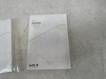 2024 Kia Seltos Owners Manual Book Guide P/N:RTHO-EU39D Q5MS7-BK008 OEM Used Auto Parts