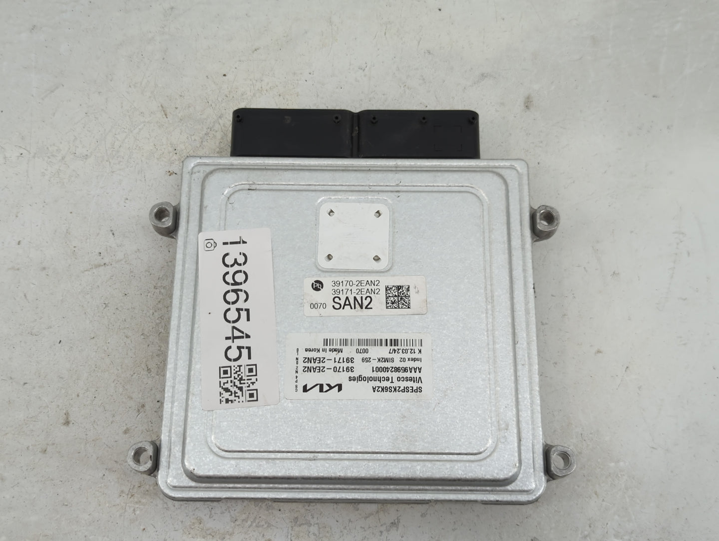 2024 Kia Seltos PCM Engine Control Computer ECU ECM PCU OEM P/N:391712EAN2 Fits OEM Used Auto Parts - Oemusedautoparts1.com