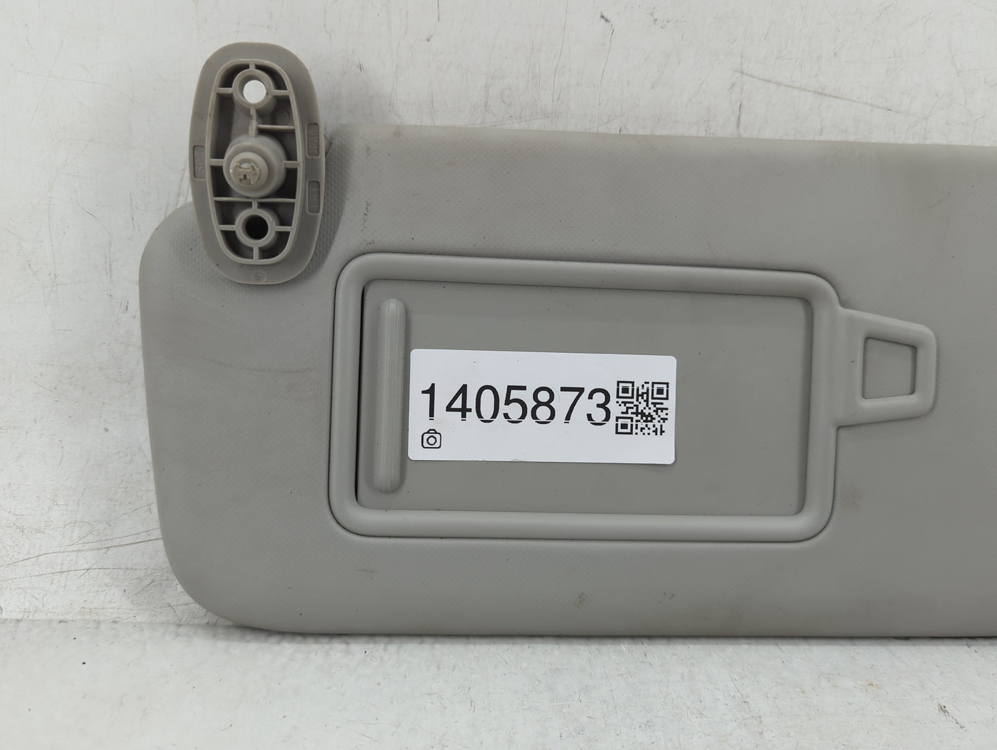 2021-2022 Kia Seltos Sun Visor Shade Replacement Passenger Right Mirror Fits Fits 2021 2022 OEM Used Auto Parts - Oemusedaut