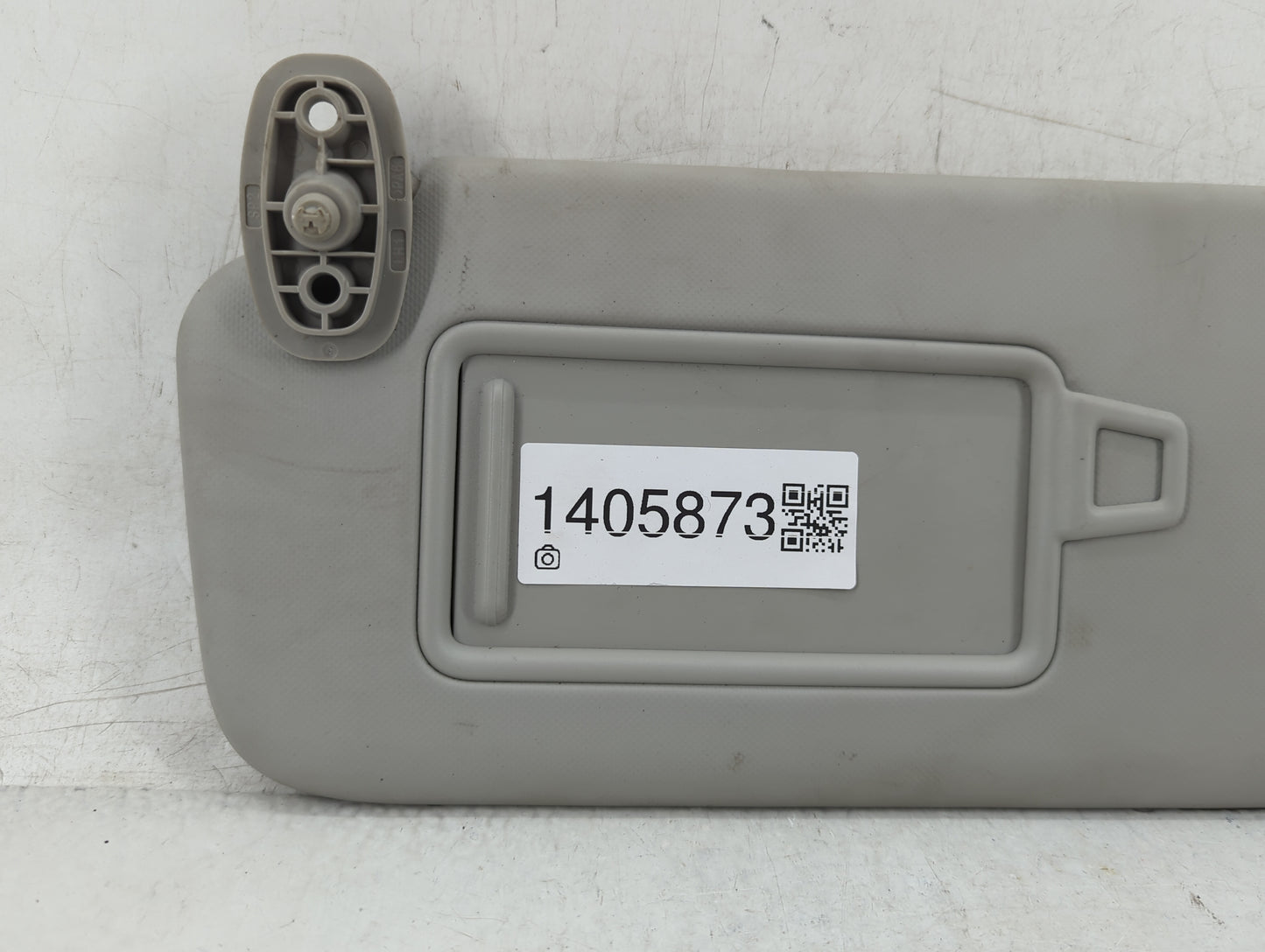 2021-2022 Kia Seltos Sun Visor Shade Replacement Passenger Right Mirror Fits Fits 2021 2022 OEM Used Auto Parts - Oemusedaut