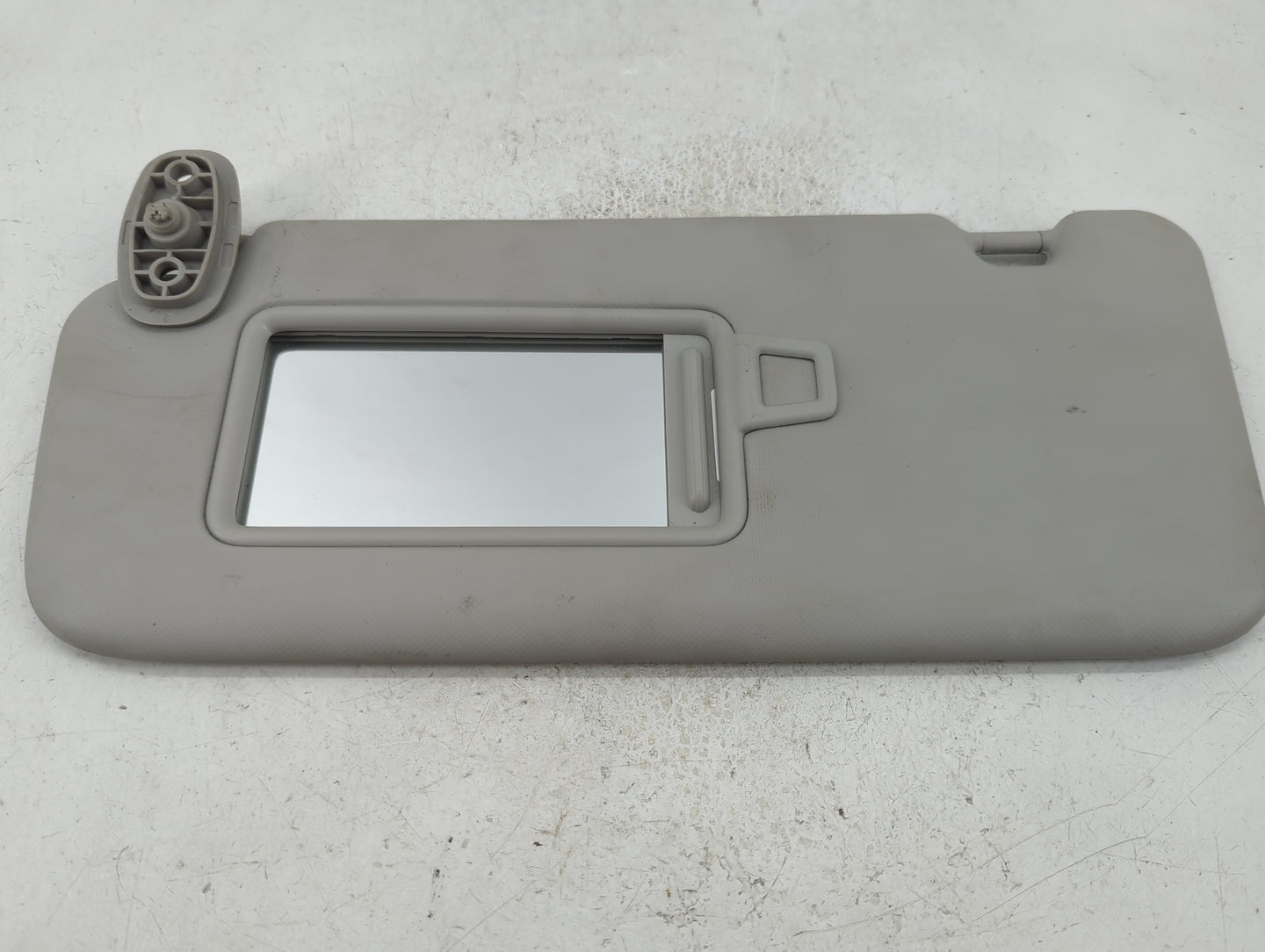 2021-2022 Kia Seltos Sun Visor Shade Replacement Passenger Right Mirror Fits Fits 2021 2022 OEM Used Auto Parts - Oemusedaut