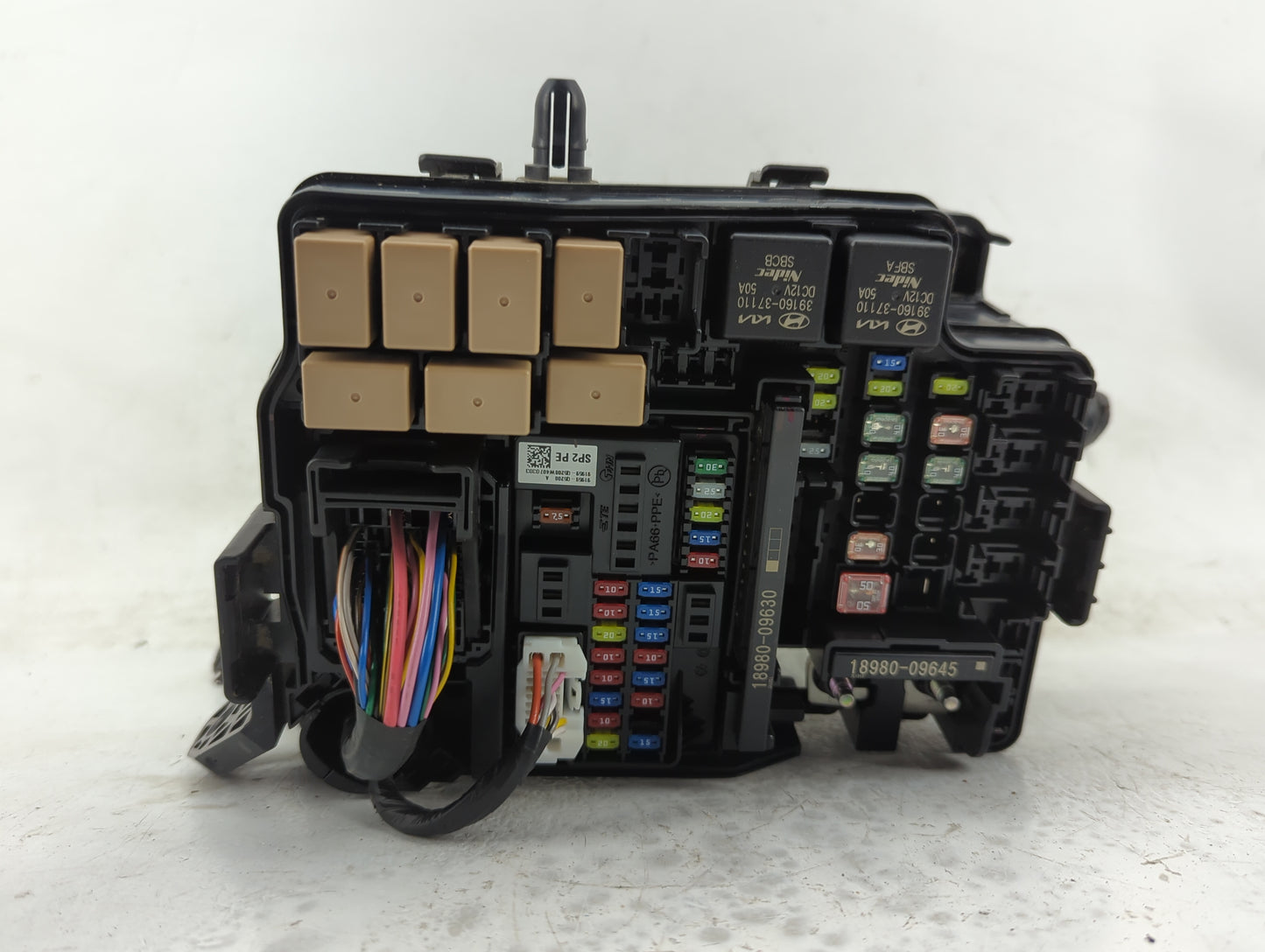 2024 Kia Seltos Fusebox Fuse Box Panel Relay Module Fits OEM Used Auto Parts - Oemusedautoparts1.com