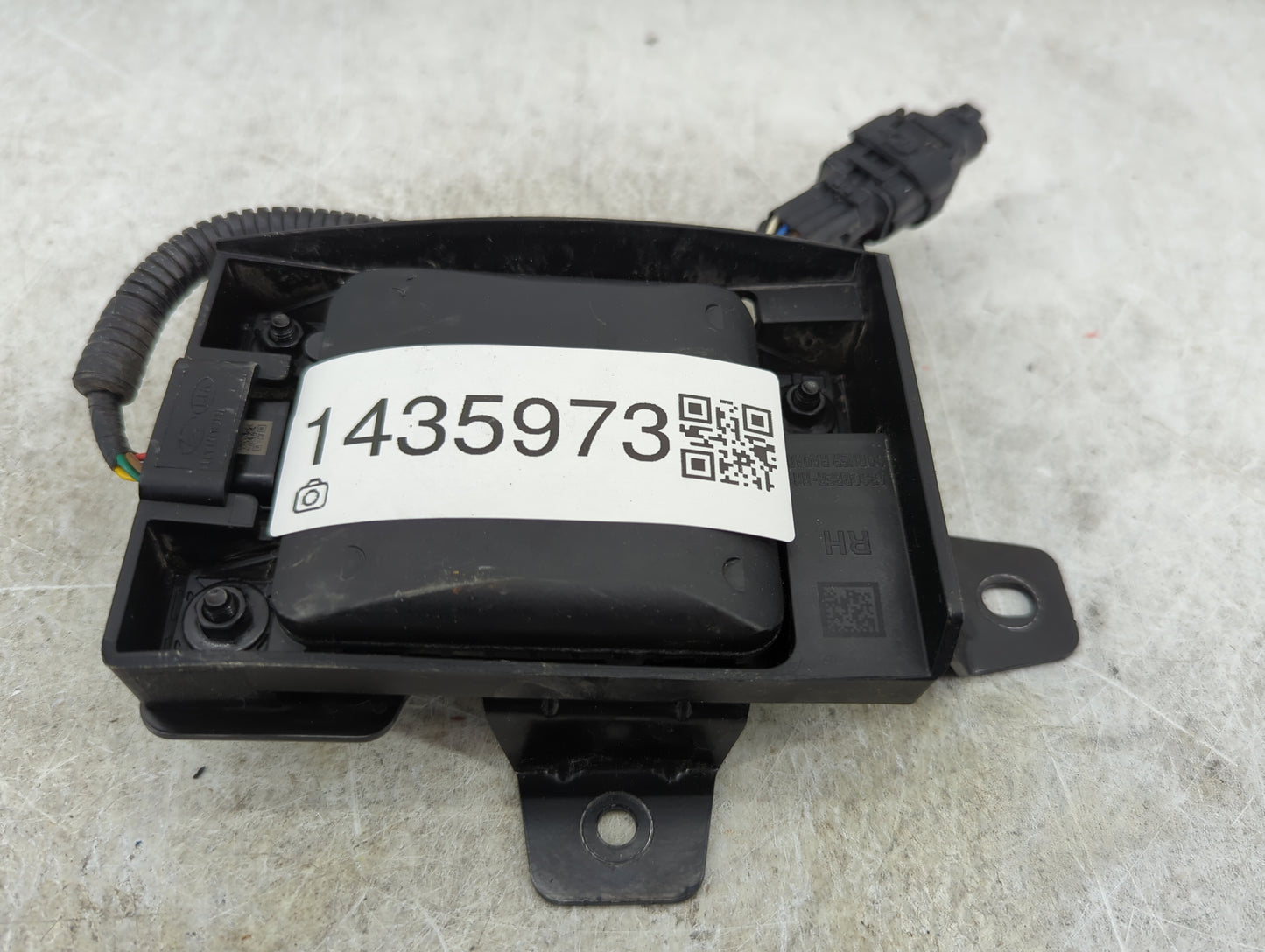 2024 Kia Seltos Air Bag Driver Left Steering Wheel Mounted P/N:99150-Q5700 AB302A7920 Fits OEM Used Auto Parts - Oemusedauto