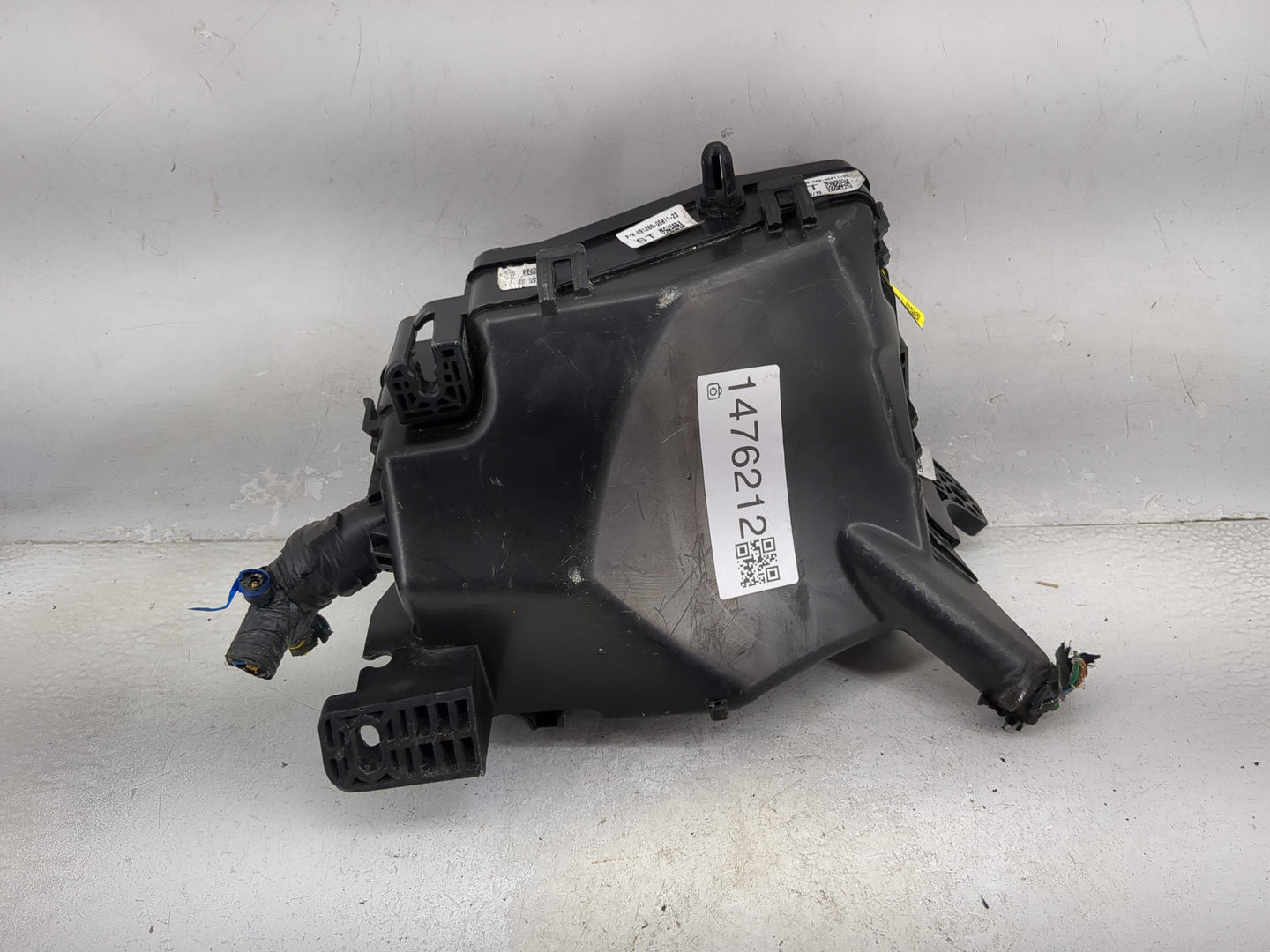 2024 Kia Seltos Fusebox Fuse Box Panel Relay Module P/N:18980-09620 18980-10010, 18980-09630, N91260-05B11-23 Fits OEM Used 