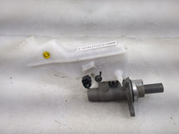 2024 Kia Seltos Brake Master Cylinder - Oemusedautoparts1.com