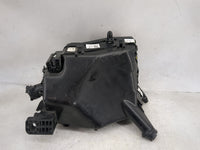 2024 Kia Seltos Fusebox Fuse Box Panel Relay Module P/N:91956-Q5121 18980-09645, 18980-09630 Fits OEM Used Auto Parts - Oemu