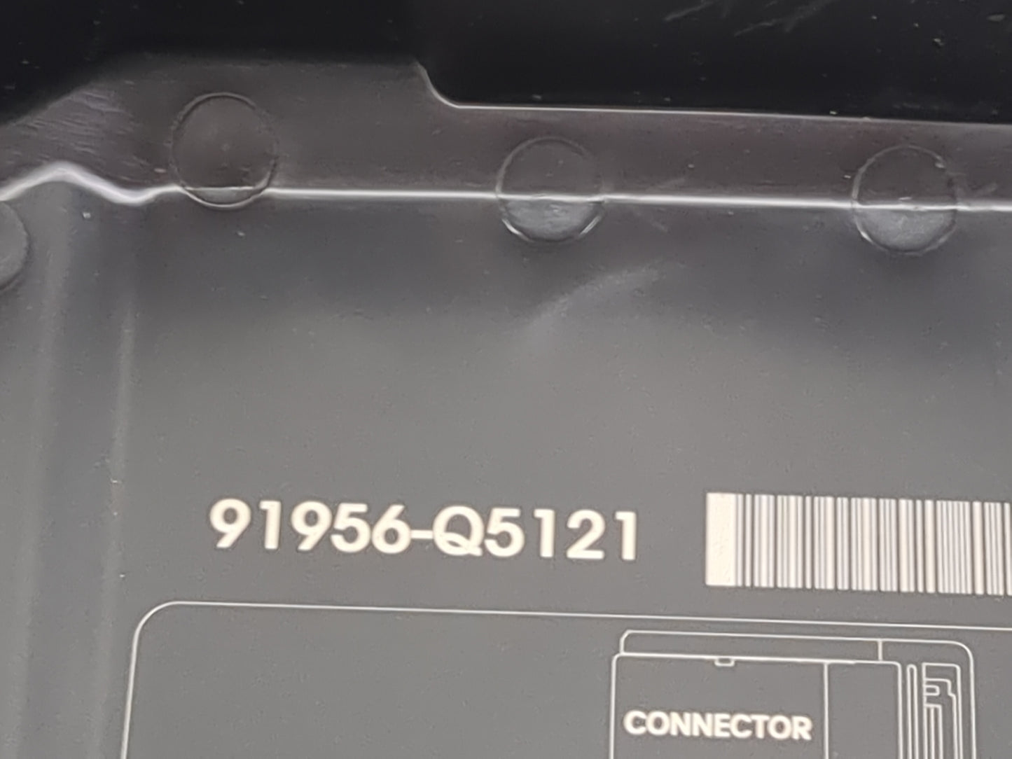 2024 Kia Seltos Fusebox Fuse Box Panel Relay Module P/N:91956-Q5121 18980-09645, 18980-09630 Fits OEM Used Auto Parts - Oemu