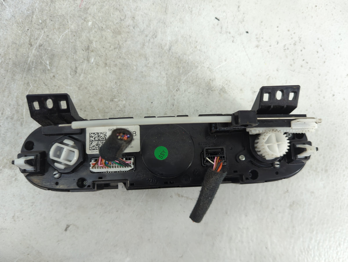 2024 Kia Soul Climate Control Module Temperature AC/Heater Replacement P/N:97250-K0BK0 Fits OEM Used Auto Parts - Oemusedaut