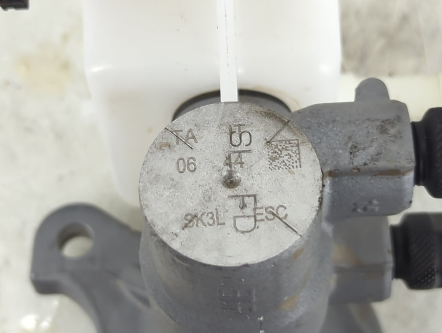 2020-2021 Kia Soul Brake Master Cylinder 1490838 - Oemusedautoparts1.com
