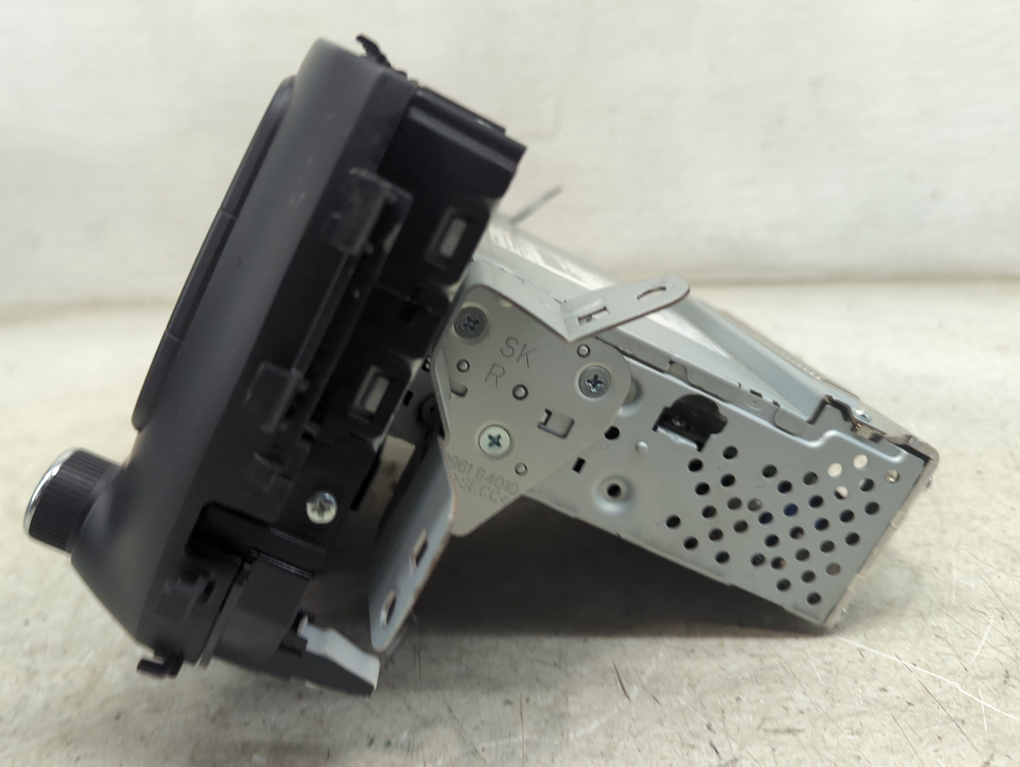 2024 Kia Soul Radio AM FM Cd Player Receiver Replacement P/N:96160-K0EA0WK DA330SKAN, DEABK05NA0129AN Fits OEM Used Auto Par