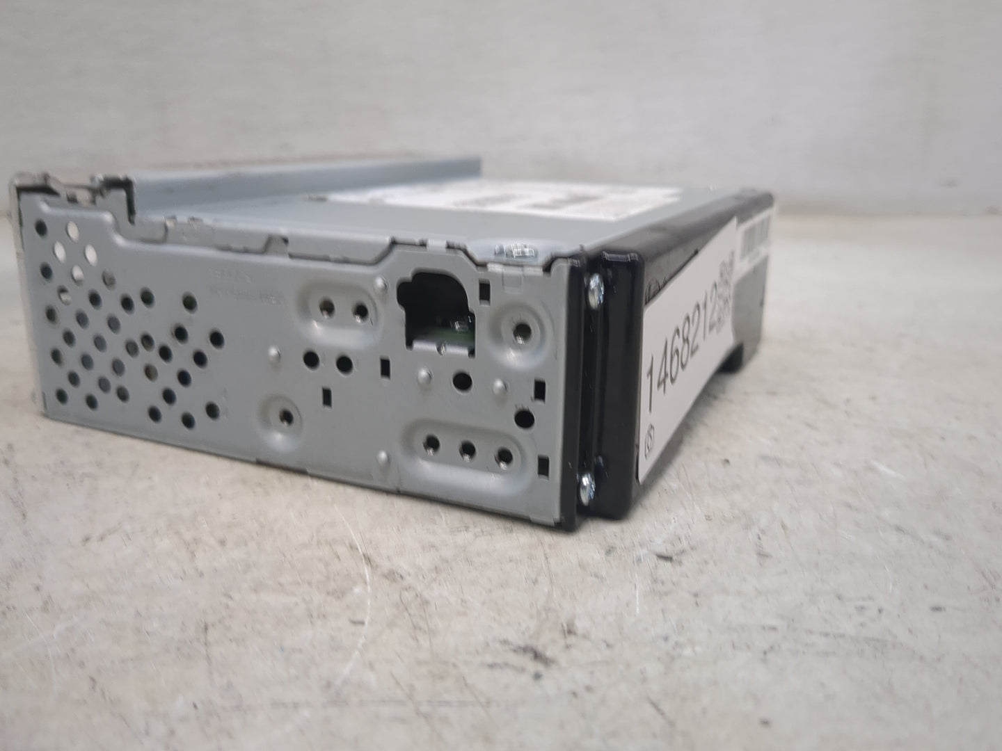 2024 Kia Sportage Radio AM FM Cd Player Receiver Replacement P/N:96560-DW050FBL Fits OEM Used Auto Parts - Oemusedautoparts1