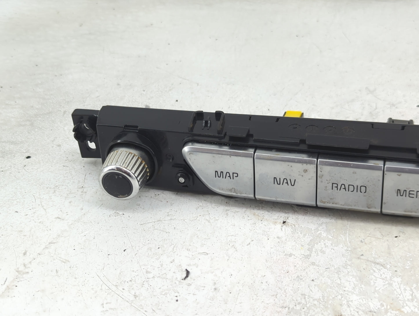 2024 Kia Telluride Radio Control Panel - Oemusedautoparts1.com