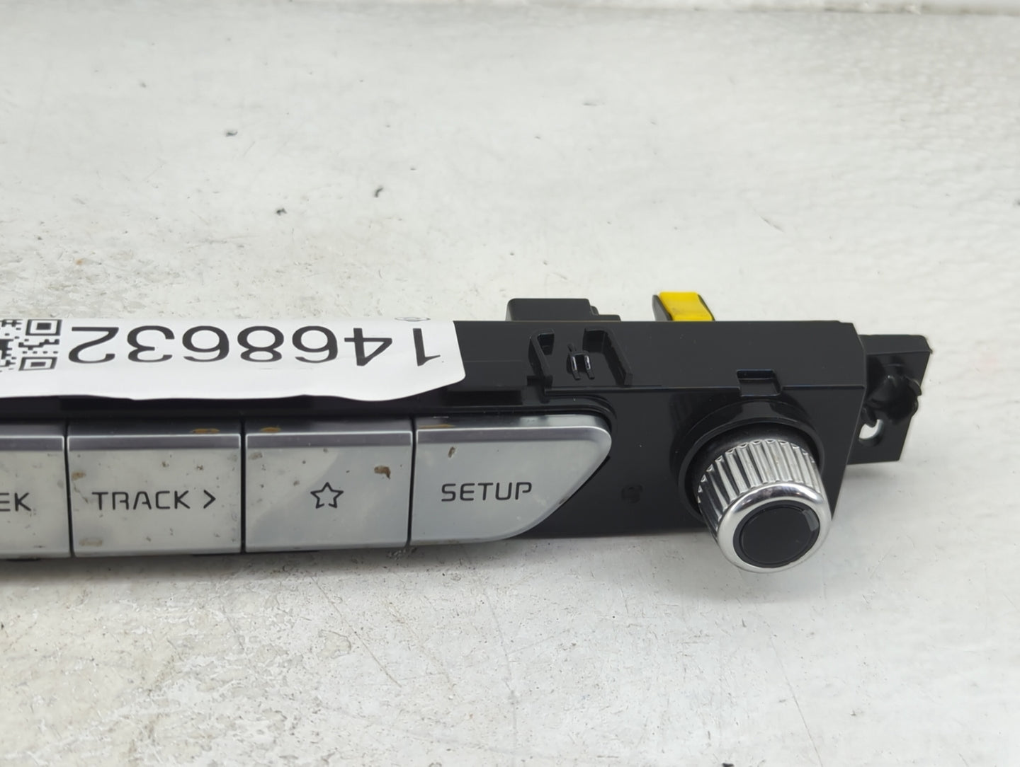 2024 Kia Telluride Radio Control Panel - Oemusedautoparts1.com