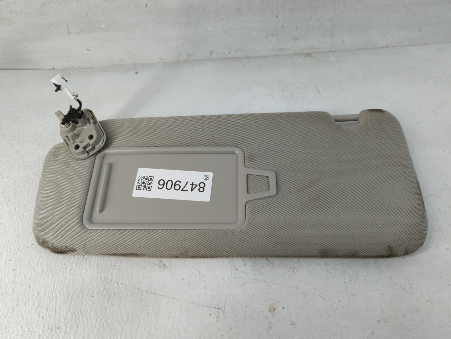 2020-2022 Kia Telluride Sun Visor Shade Replacement Driver Left Mirror Fits Fits 2020 2021 2022 OEM Used Auto Parts - Oemuse