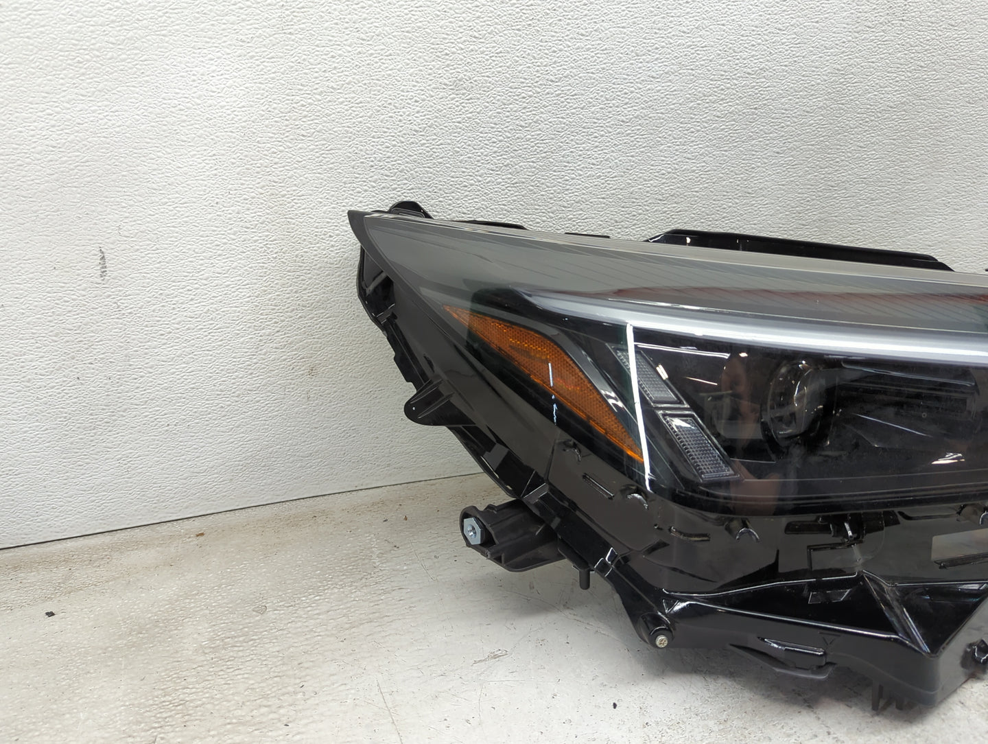 2024 Lexus Nx250 Passenger Right Oem Head Light Headlight Lamp Black - Oemusedautoparts1.com