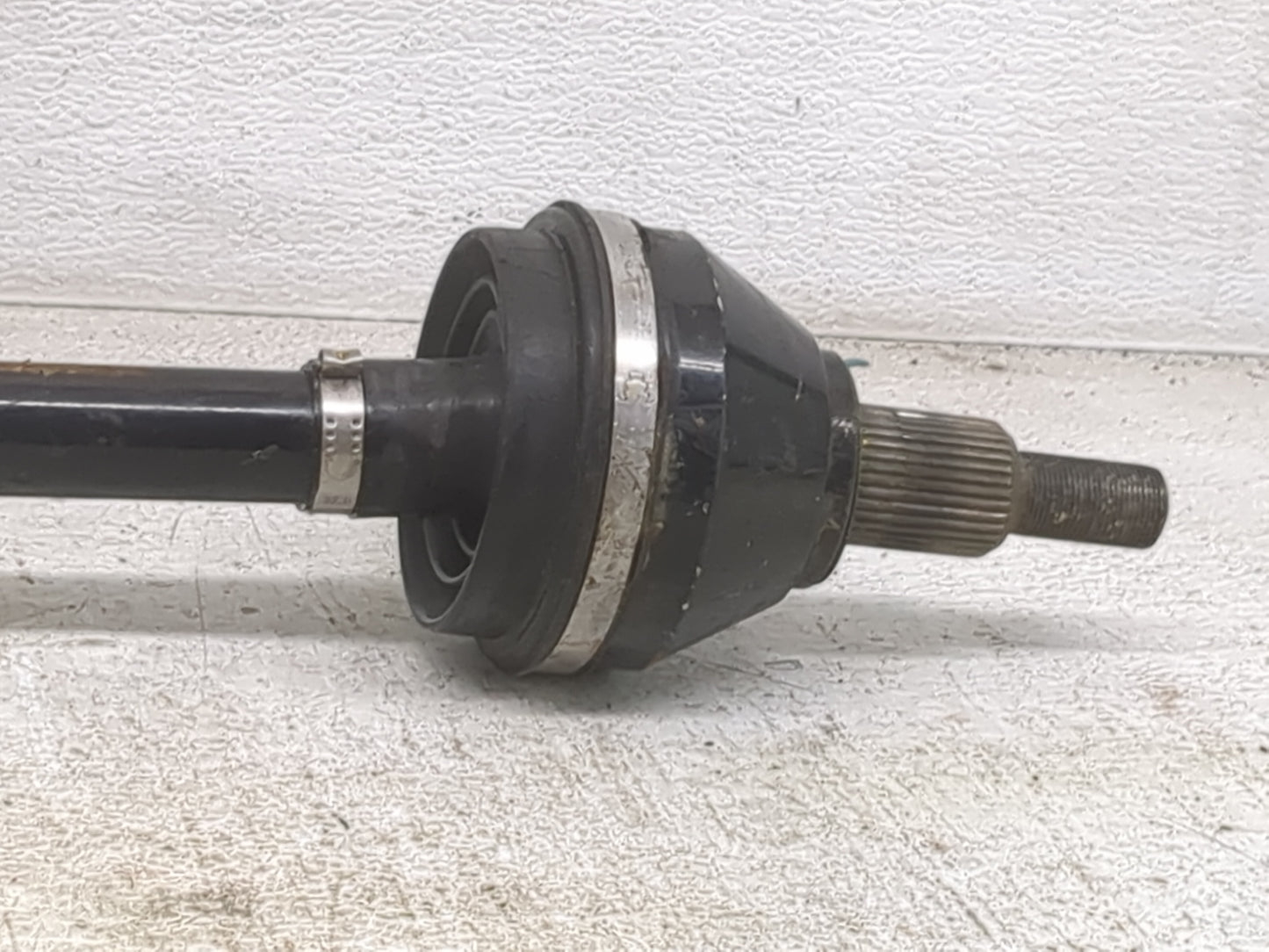2024 Maserati Quattroporte Axle Shaft Front Driver Cv C/v - Oemusedautoparts1.com